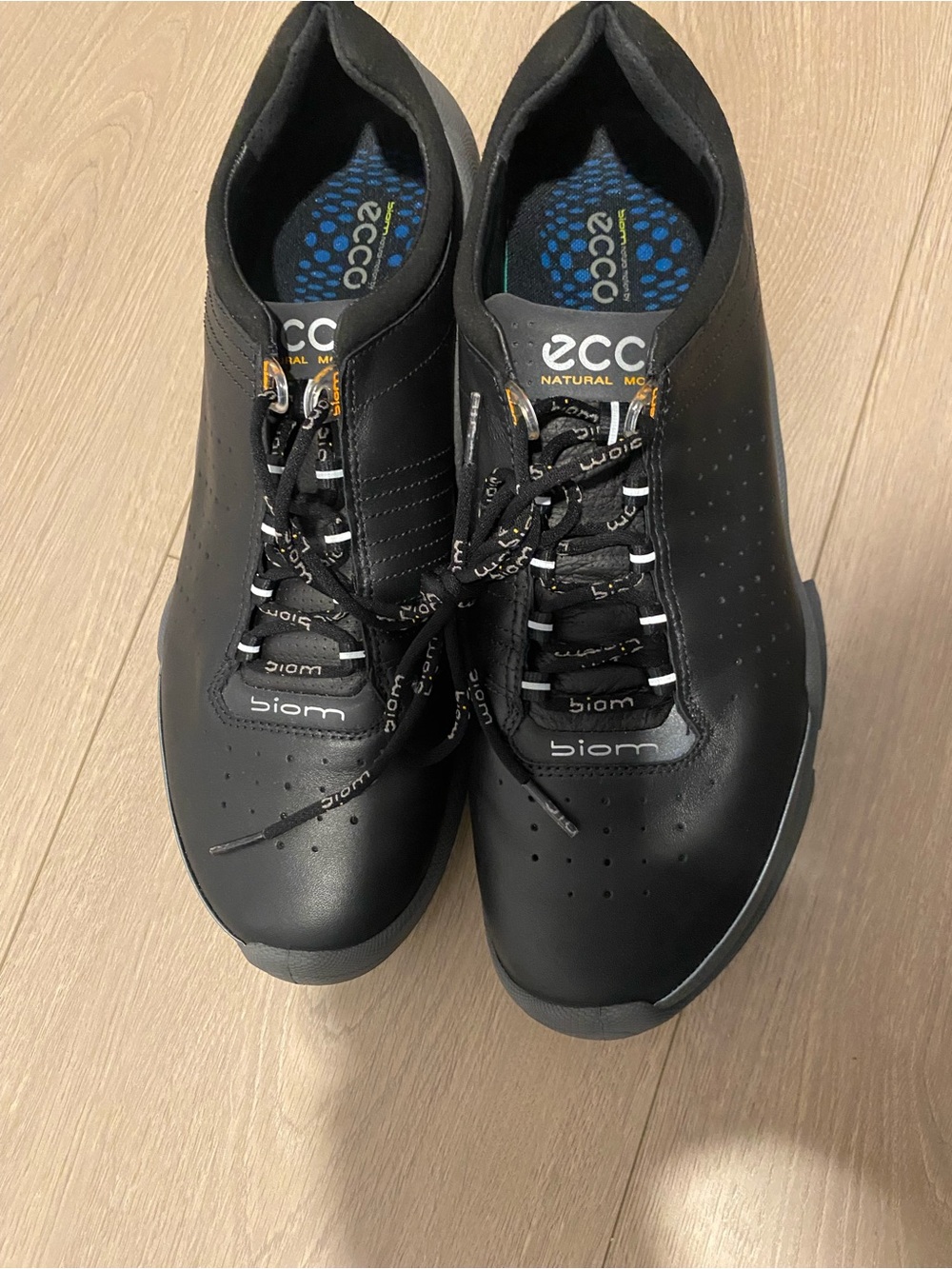 Ecco Black Men's Biom Lace-Up Sneakers